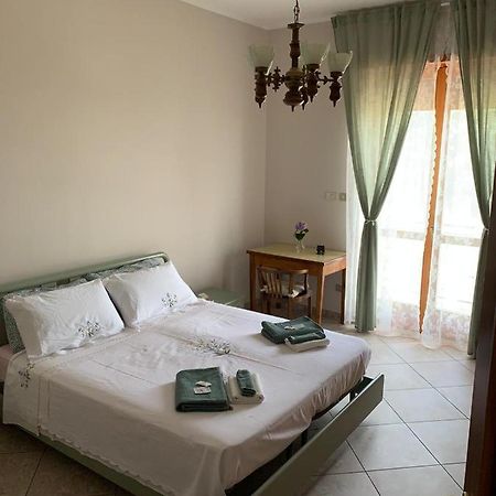 La Pepita Hotel Vallo Torinese Bagian luar foto